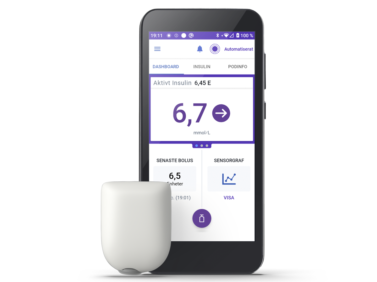 Omnipod 5 with a dashboard view on phone screen