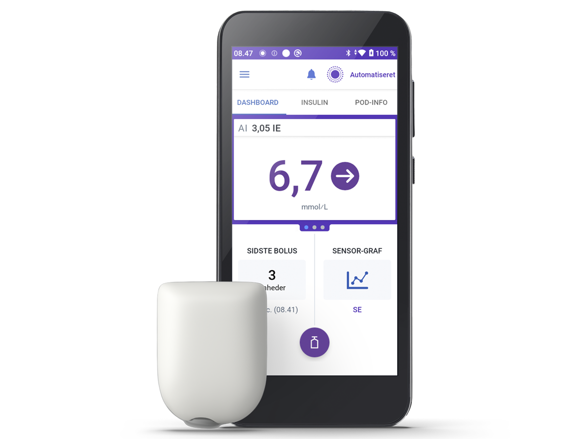 Omnipod 5 with a dashboard view on phone screen