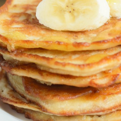 Easy Peasy 2-Ingredients Banana Pancakes